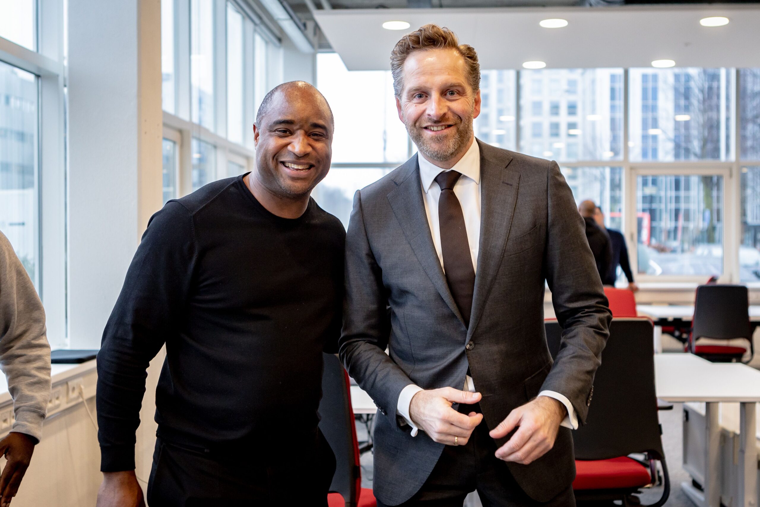 H Jonge op werkbezoek